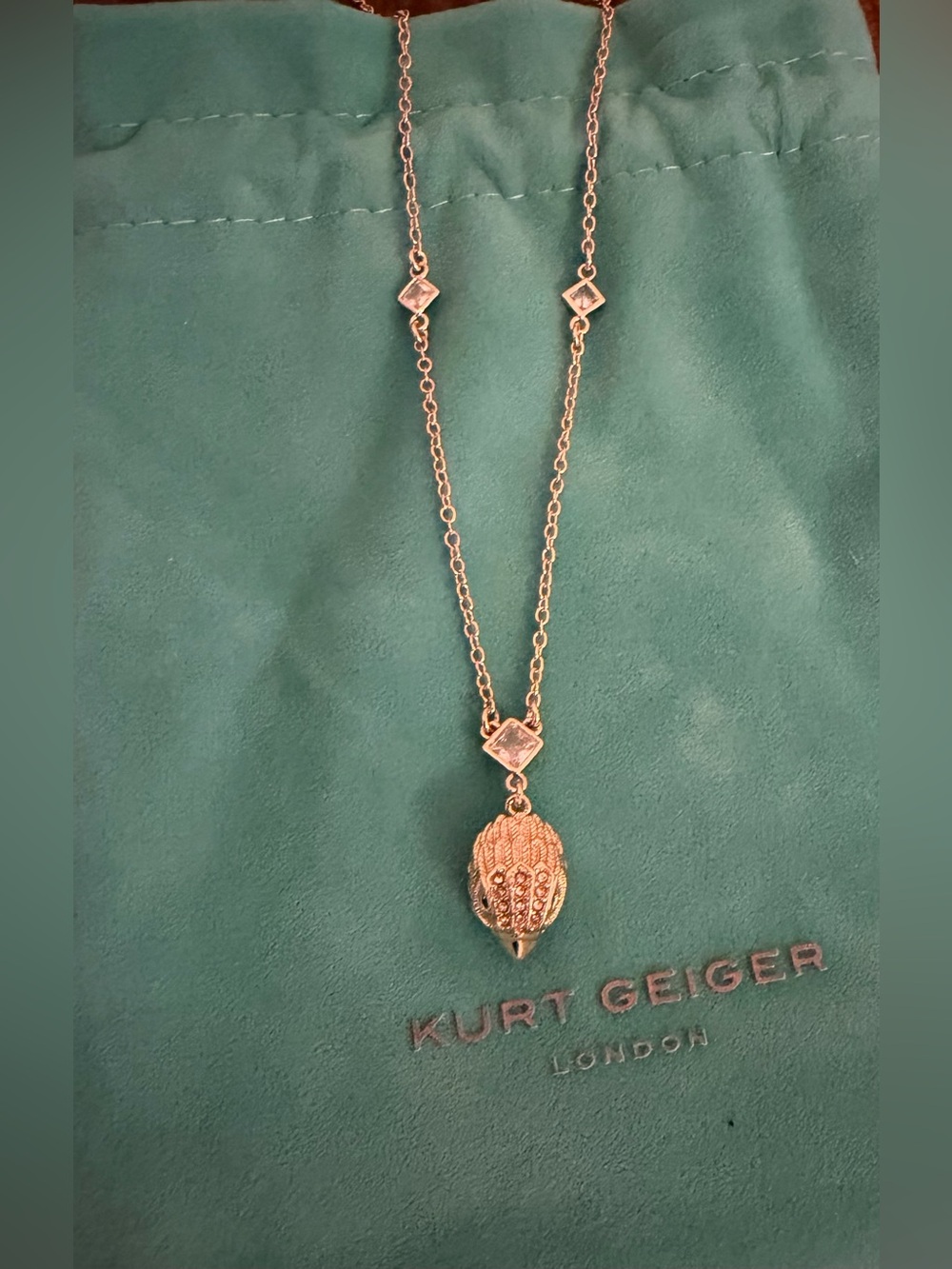 Kurt Geiger Gold Signature Pave Eagle Pendant  Necklace with Turquoise Pouch NWT - Picture 2 of 5